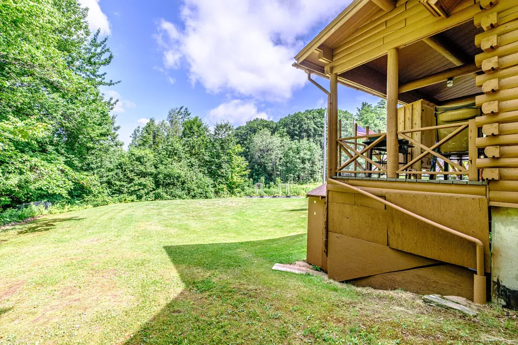 1154 Hunts Corner Road Albany Twp ME 04217