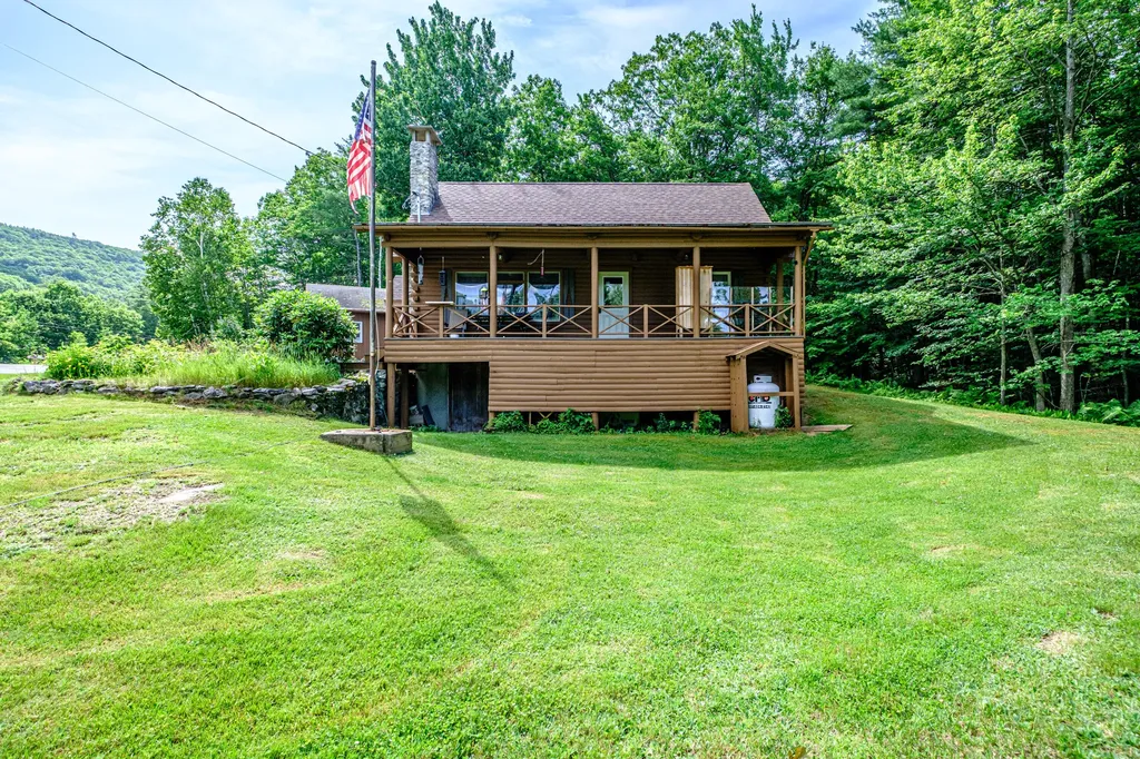 1154 Hunts Corner Road Albany Twp ME 04217