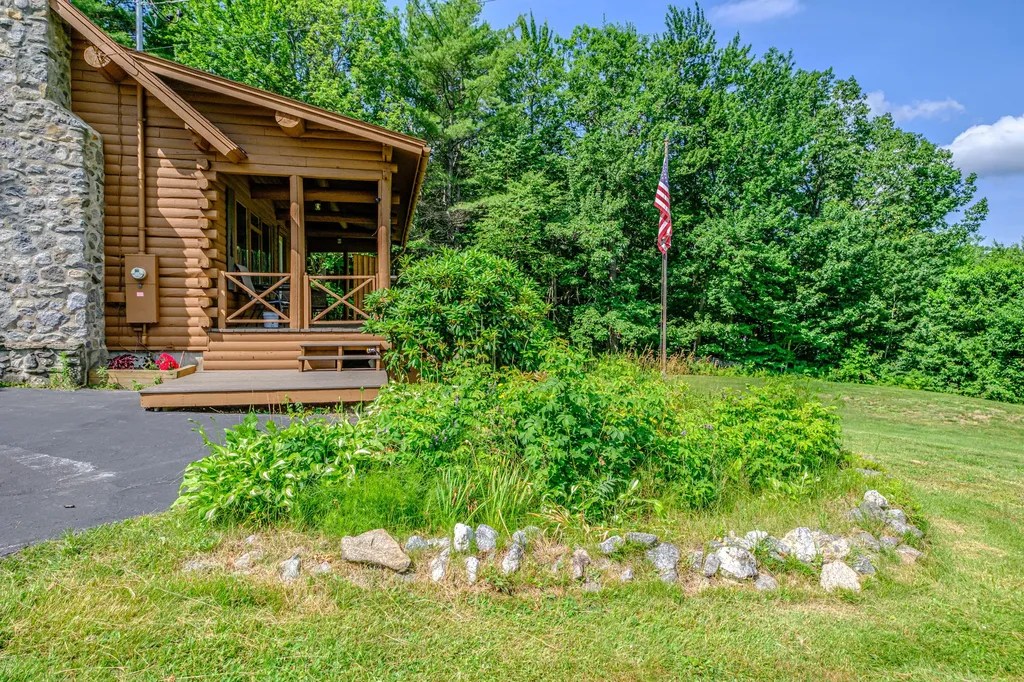 1154 Hunts Corner Road Albany Twp ME 04217