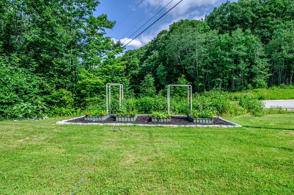 1154 Hunts Corner Road Albany Twp ME 04217