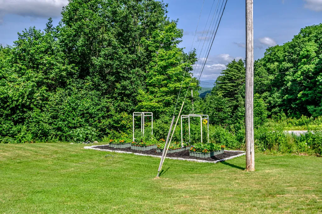 1154 Hunts Corner Road Albany Twp ME 04217