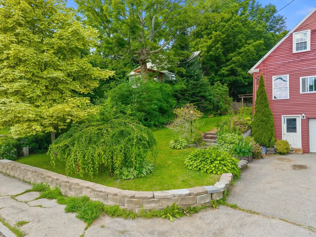 137 Main Street Winterport ME 04496