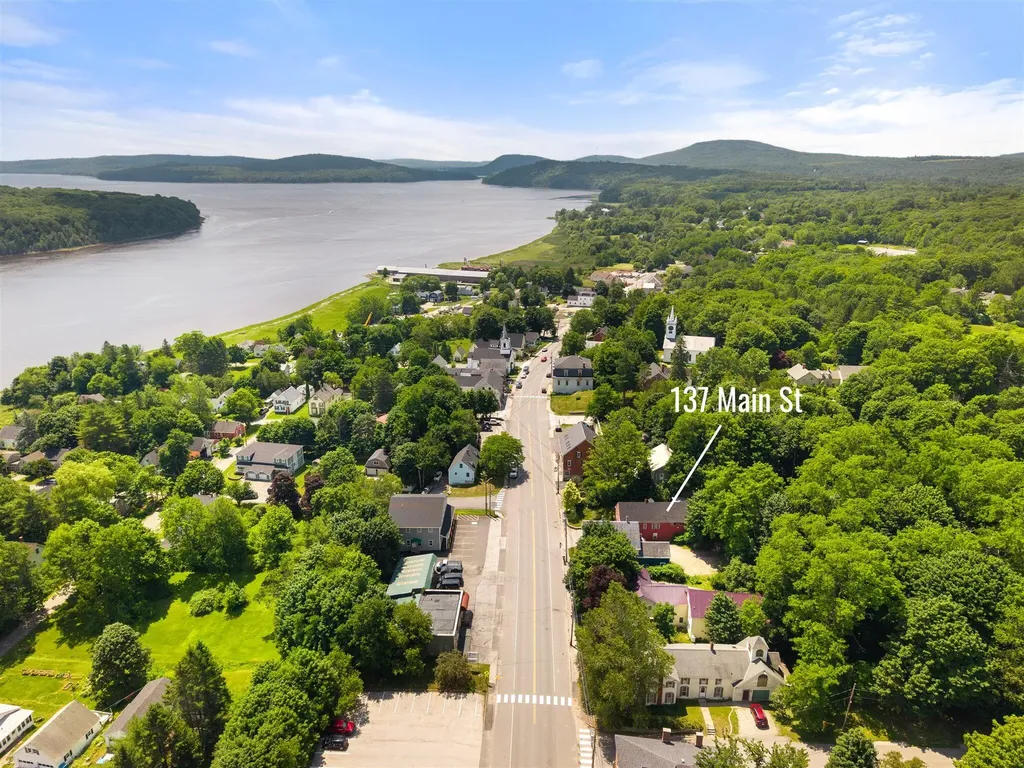 137 Main Street Winterport ME 04496