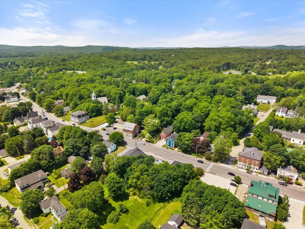137 Main Street Winterport ME 04496
