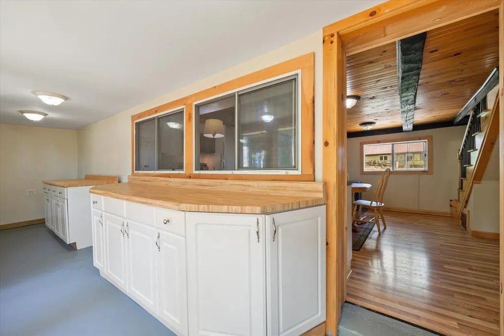 137 Main Street Winterport ME 04496