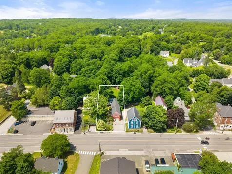137 Main Street Winterport ME 04496