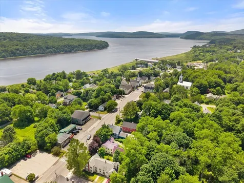 137 Main Street Winterport ME 04496