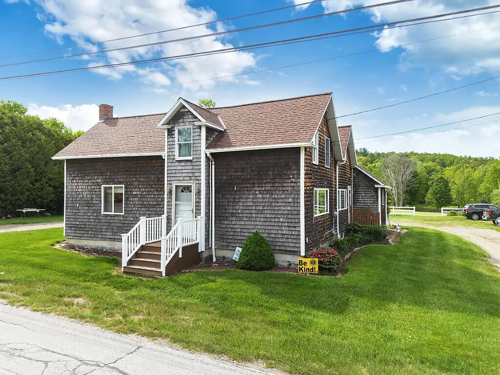 2522 N Belfast Avenue Augusta ME 04330