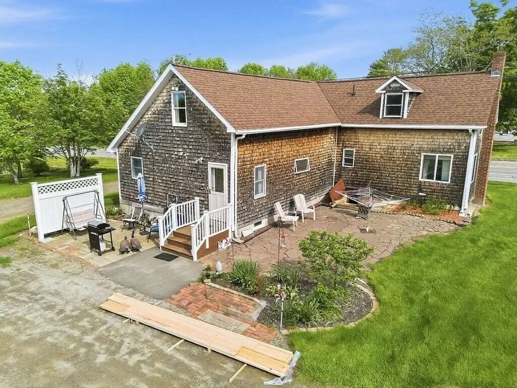 2522 N Belfast Avenue Augusta ME 04330