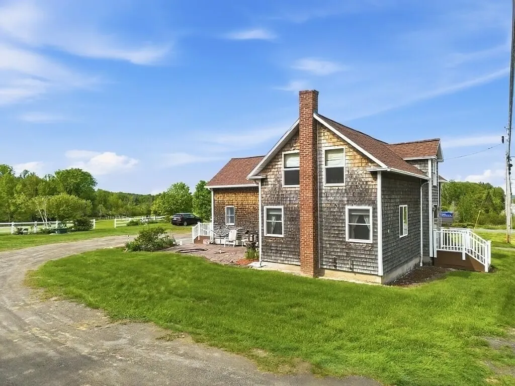 2522 N Belfast Avenue Augusta ME 04330