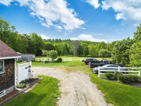2522 N Belfast Avenue Augusta ME 04330