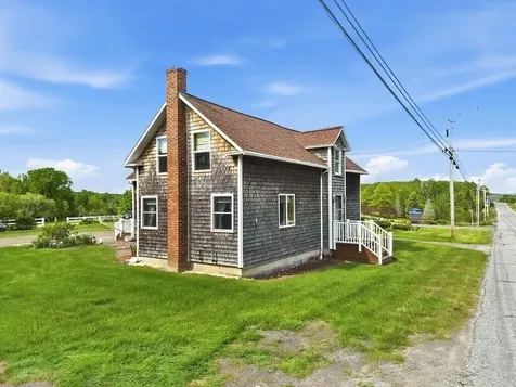 2522 N Belfast Avenue Augusta ME 04330