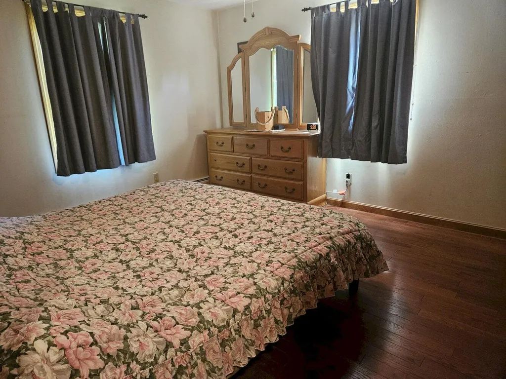 1029 E River Road Skowhegan ME 04976