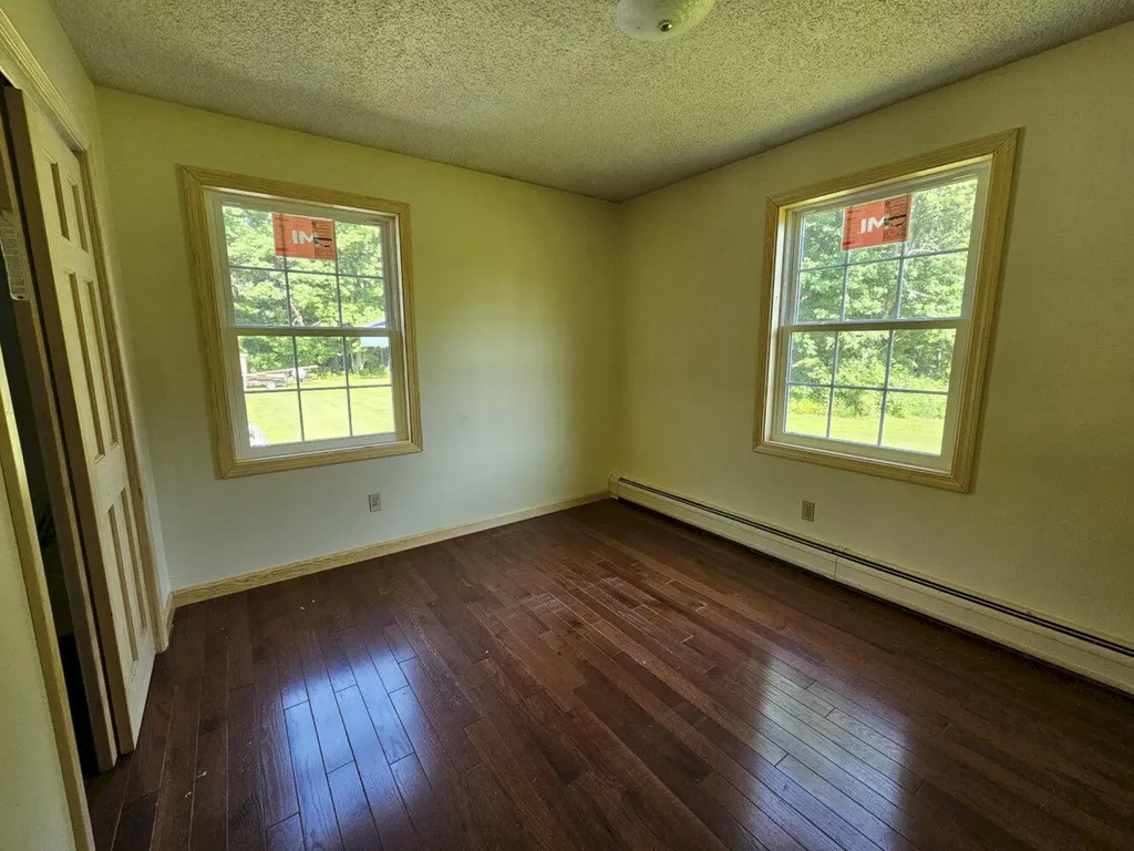 1029 E River Road Skowhegan ME 04976