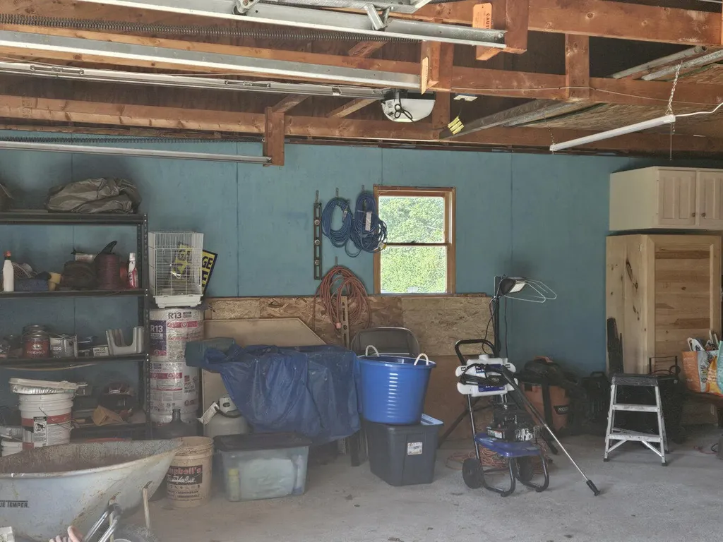 1029 E River Road Skowhegan ME 04976