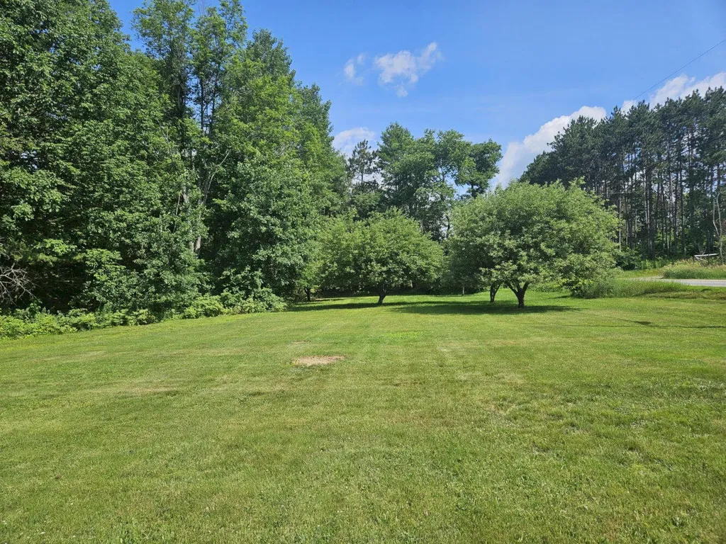1029 E River Road Skowhegan ME 04976