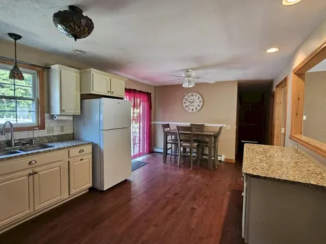 1029 E River Road Skowhegan ME 04976