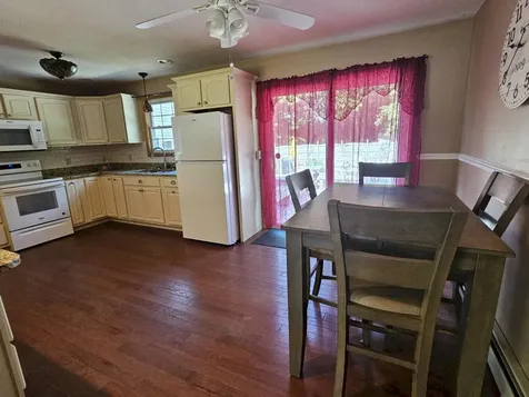 1029 E River Road Skowhegan ME 04976