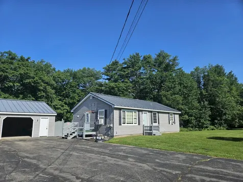 1029 E River Road Skowhegan ME 04976