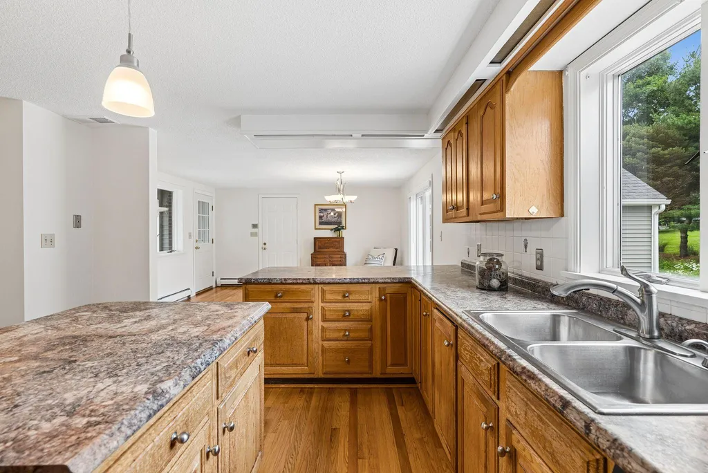 982 Highland Avenue South Portland ME 04106