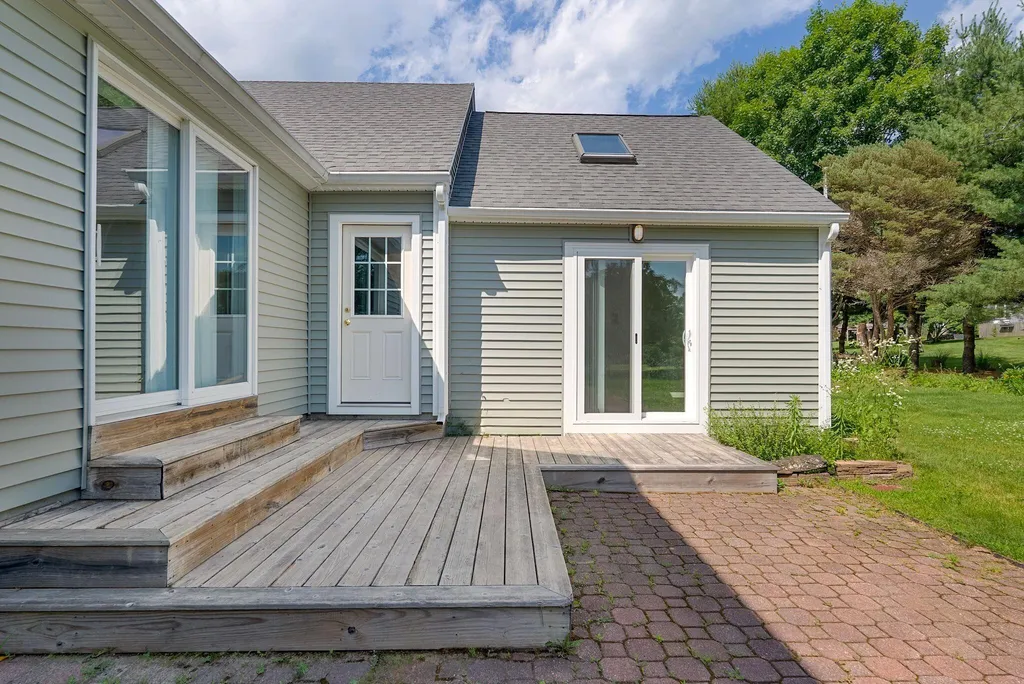 982 Highland Avenue South Portland ME 04106