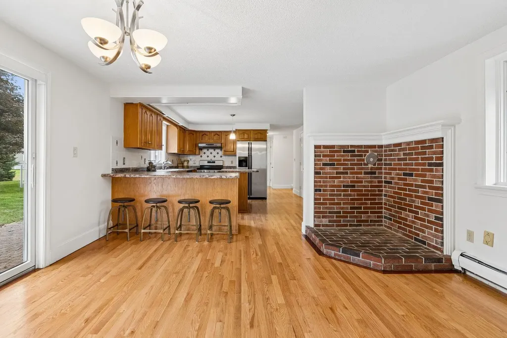 982 Highland Avenue South Portland ME 04106