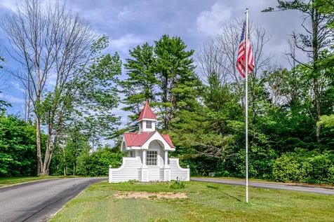 19 Muirfield Drive Bridgton ME 04009