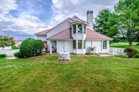 19 Muirfield Drive Bridgton ME 04009