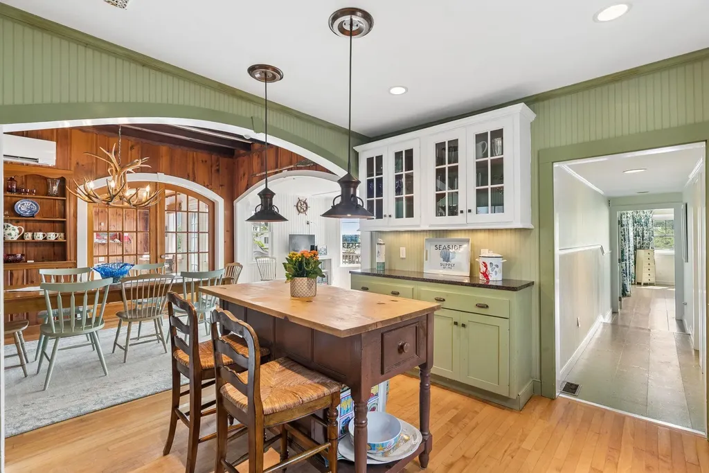 31 Pier Road Kennebunkport ME 04046