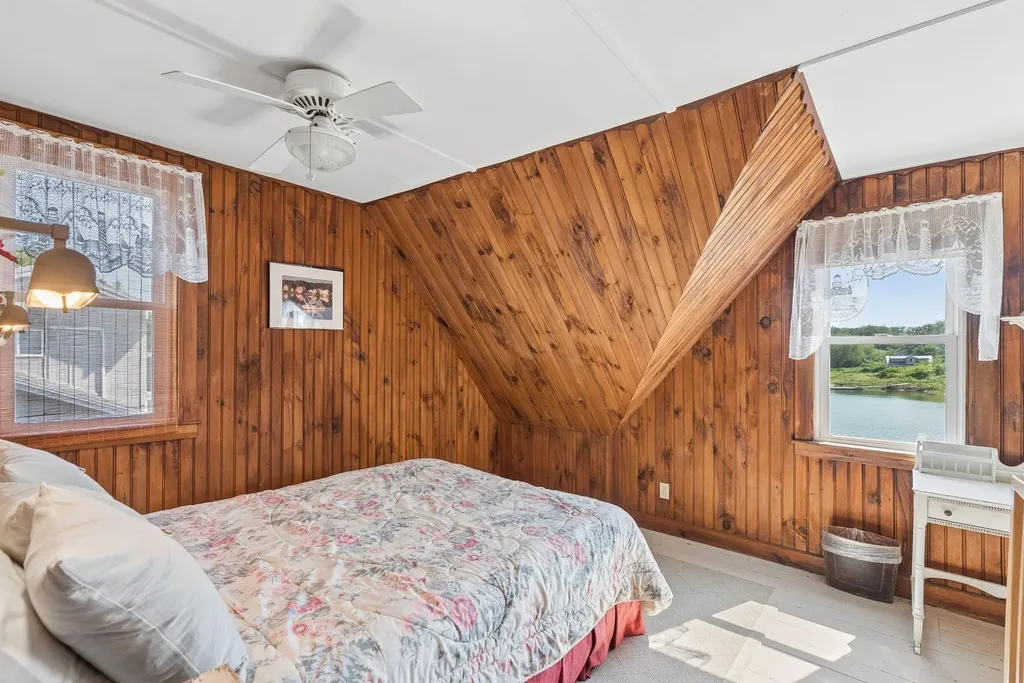 31 Pier Road Kennebunkport ME 04046