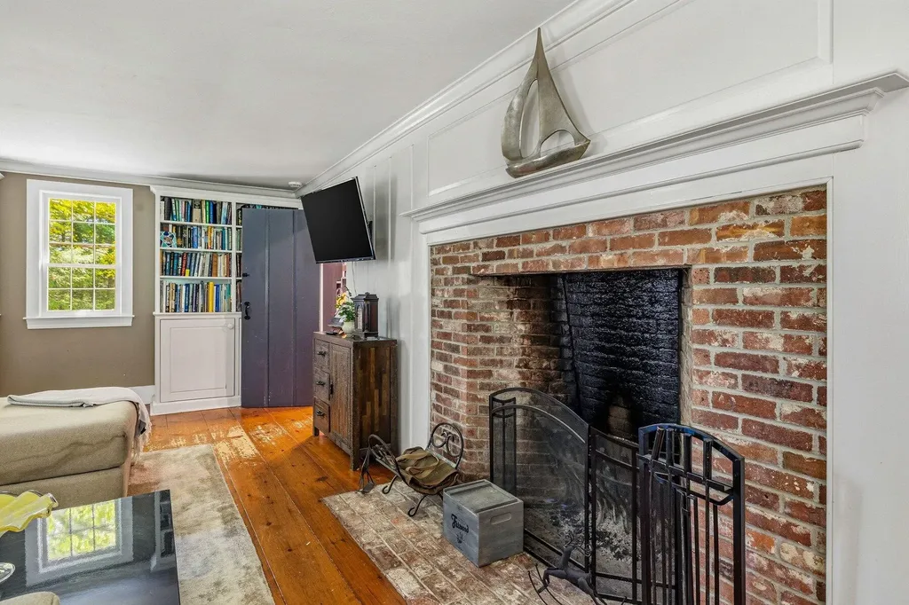 12 Great Hill Way Eliot ME 03903