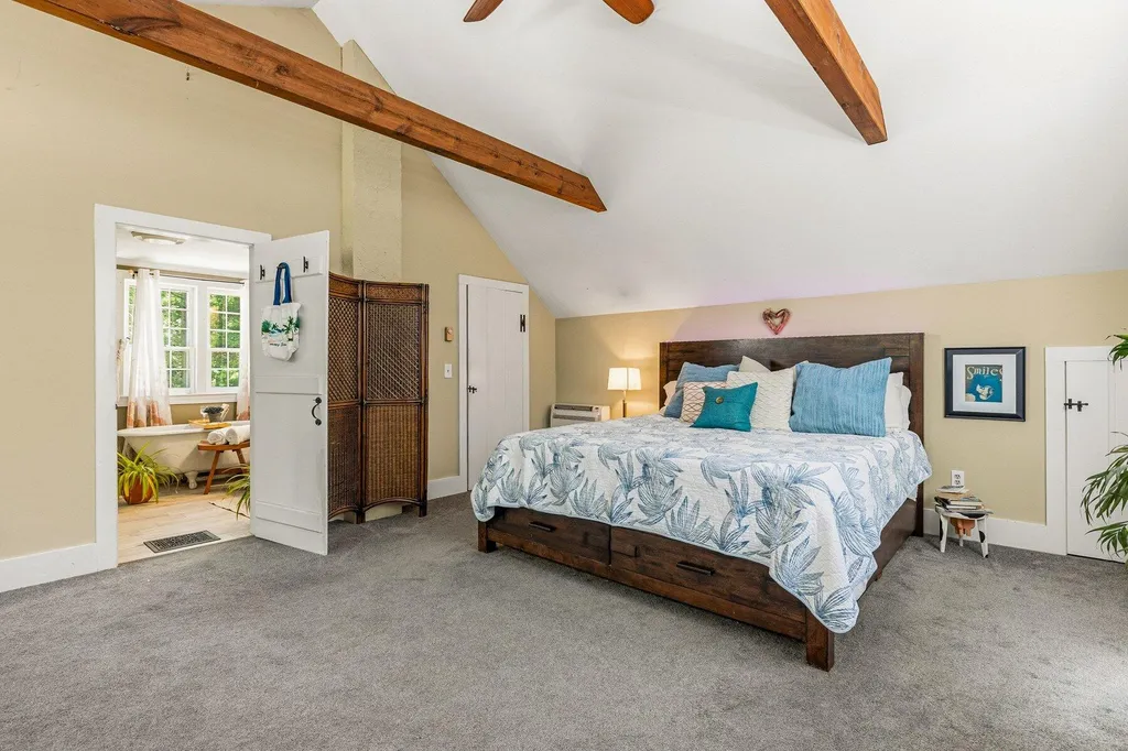 12 Great Hill Way Eliot ME 03903