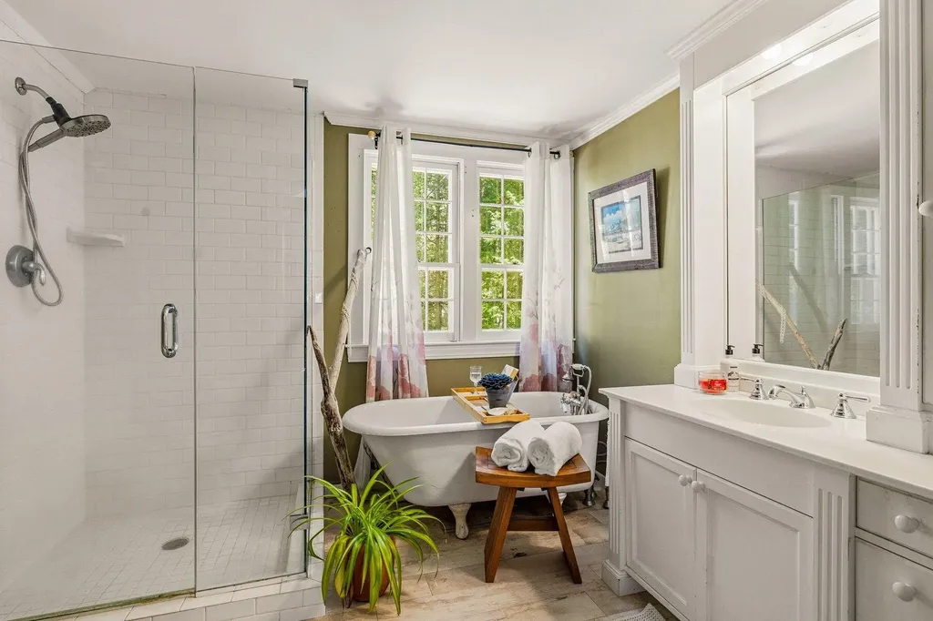 12 Great Hill Way Eliot ME 03903