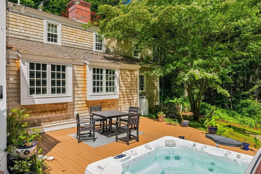 12 Great Hill Way Eliot ME 03903