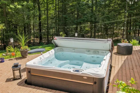12 Great Hill Way Eliot ME 03903