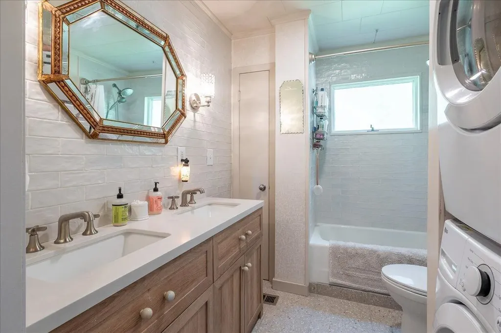 662 Searsmont Road Appleton ME 04862