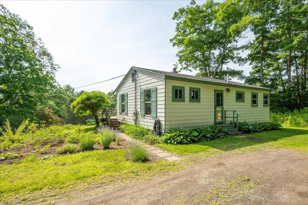 662 Searsmont Road Appleton ME 04862