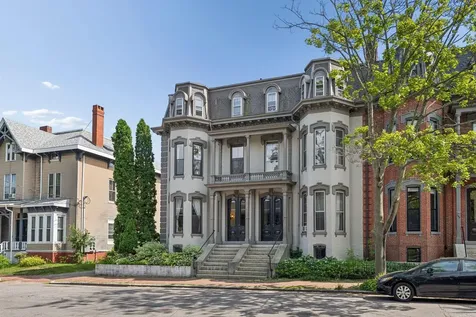 138 Pine Street Portland ME 04102