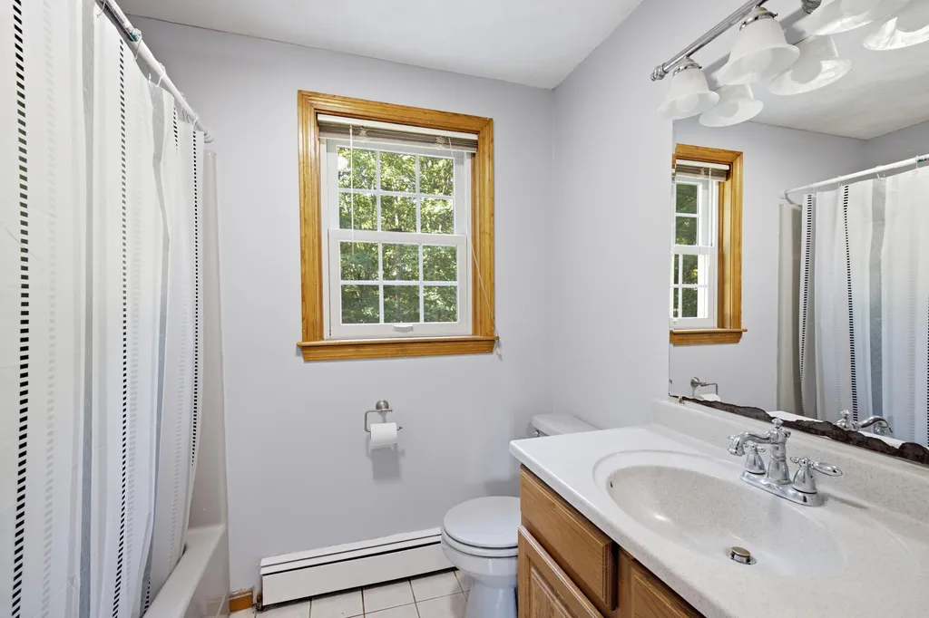 31 Kolbe Drive Waterboro ME 04087