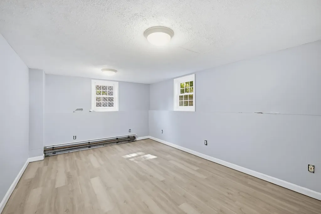 31 Kolbe Drive Waterboro ME 04087