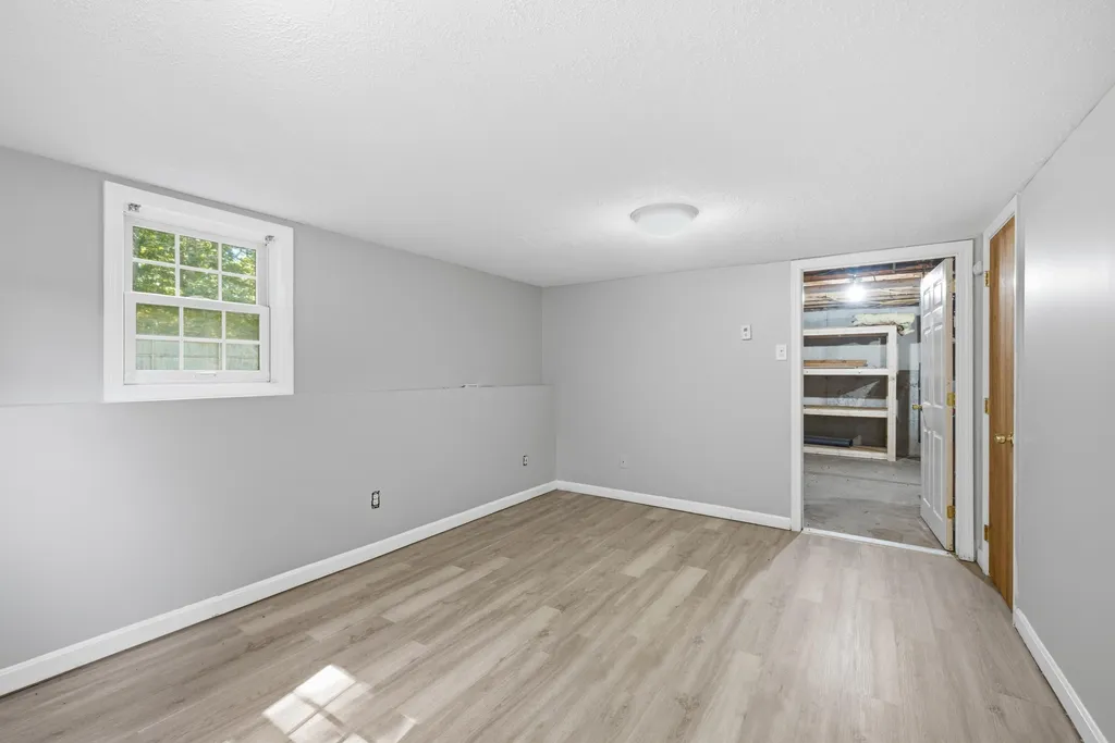 31 Kolbe Drive Waterboro ME 04087
