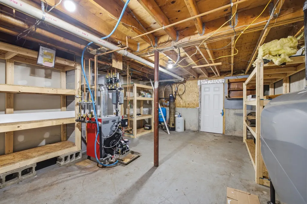 31 Kolbe Drive Waterboro ME 04087