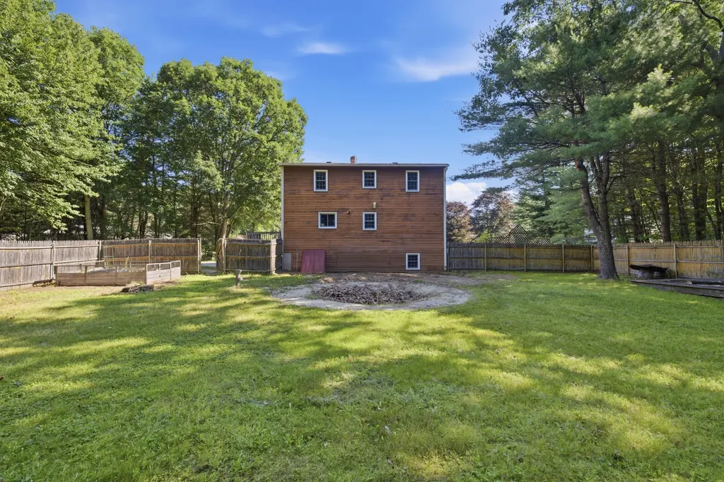 31 Kolbe Drive Waterboro ME 04087