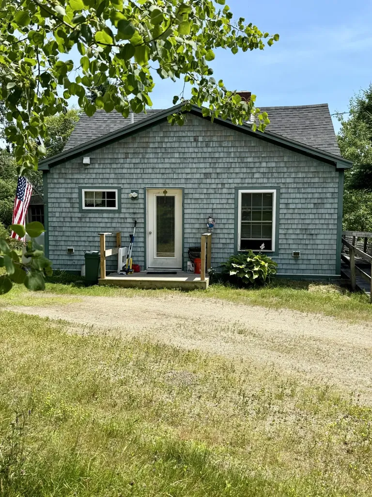 16 Rice Road Harrington ME 04643