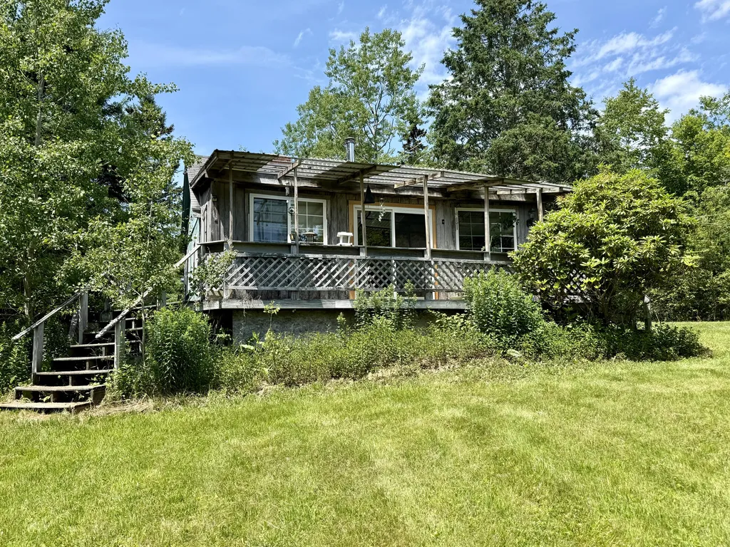 16 Rice Road Harrington ME 04643