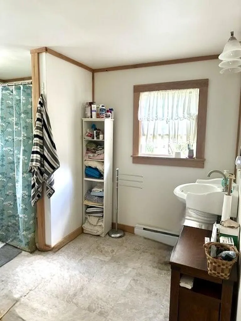 16 Rice Road Harrington ME 04643