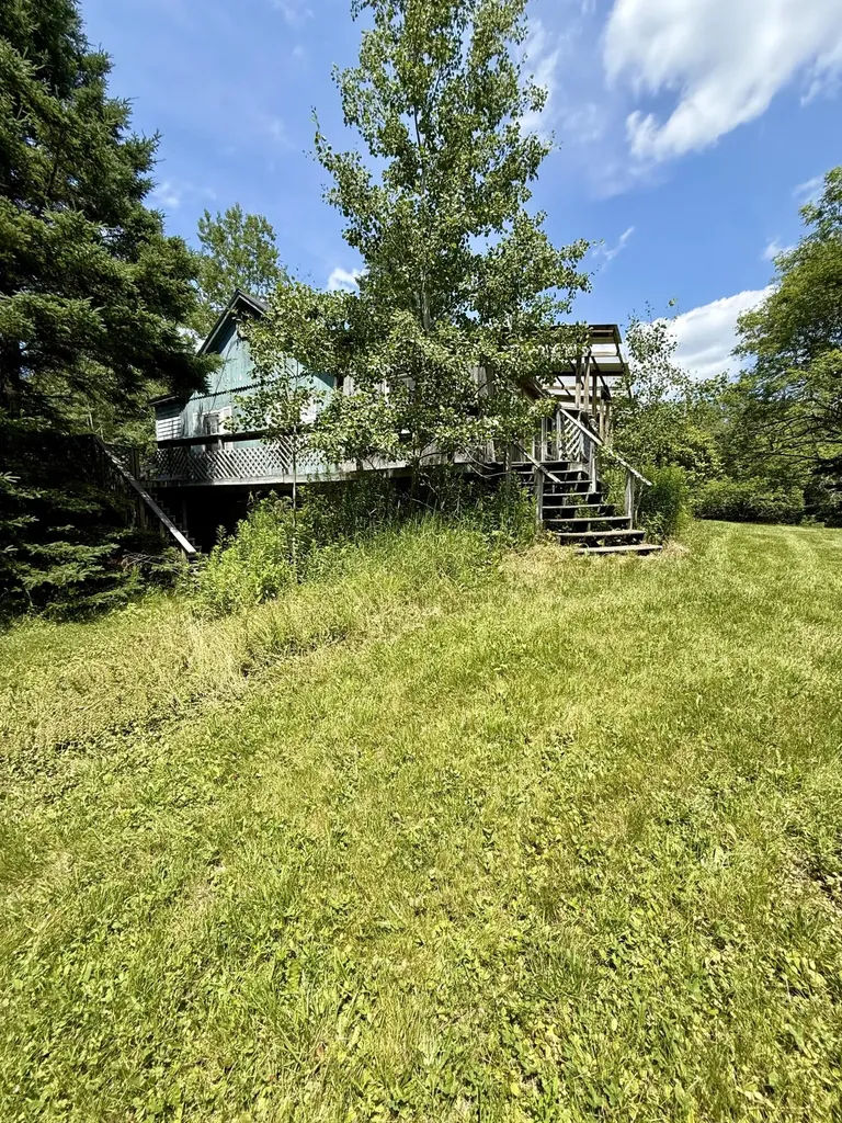 16 Rice Road Harrington ME 04643