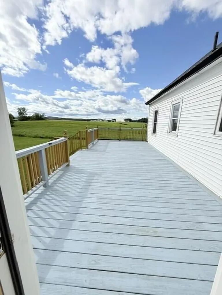 1175 N Houlton Road Road N Westfield ME 04787