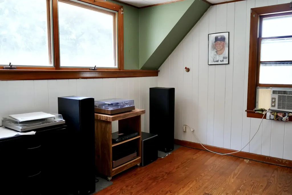 262 Hartland Avenue Pittsfield ME 04967