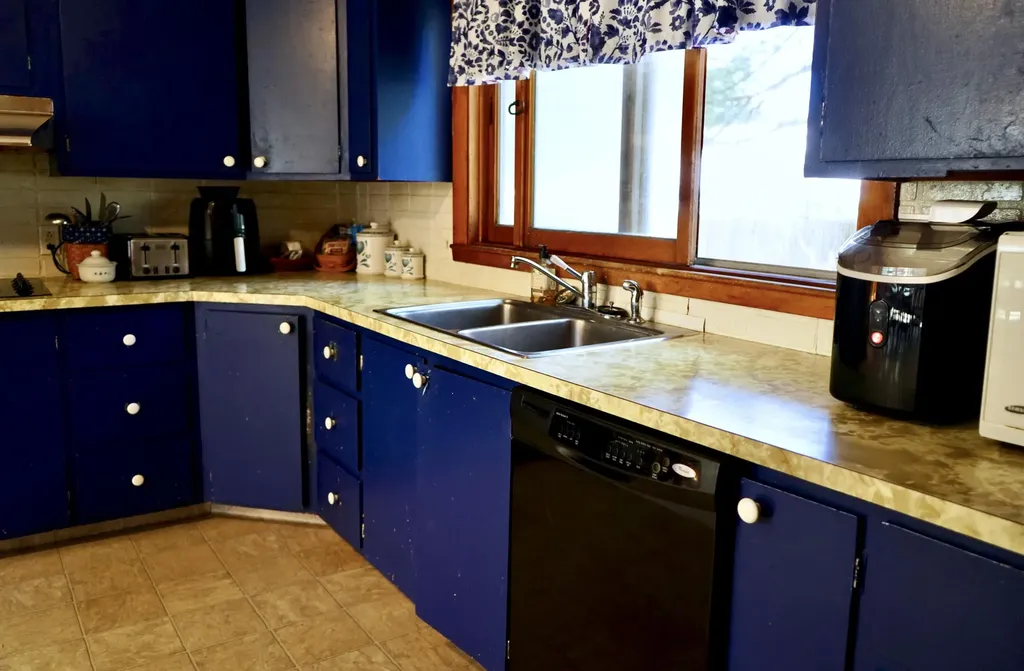 262 Hartland Avenue Pittsfield ME 04967